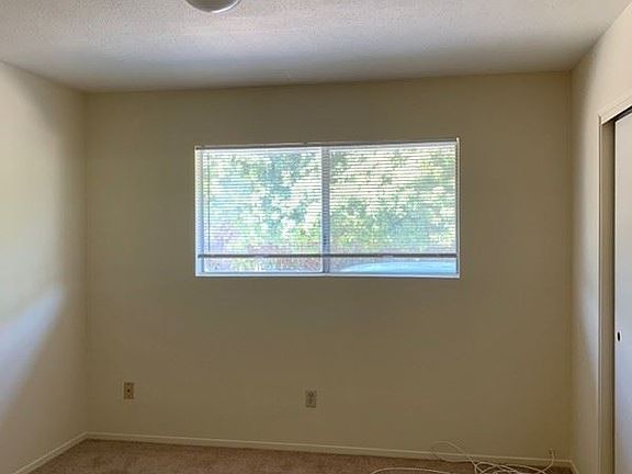 4th image of 25380 Park Ave APT 9