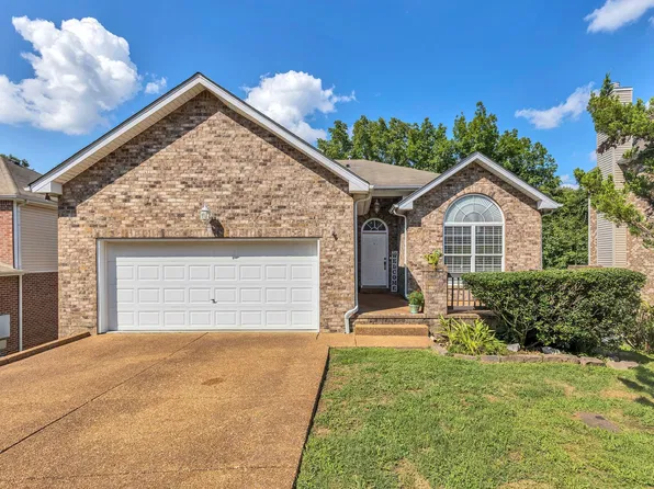 7040 Oak Brook Ter, Brentwood, TN 37027
