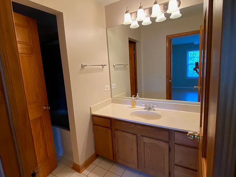 4483 Brighton Ct — Photo 11