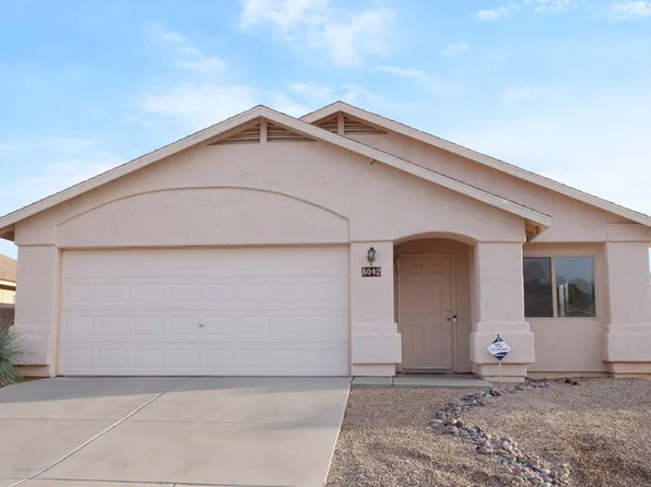 8042 E Sundew Dr, Tucson, AZ 85710