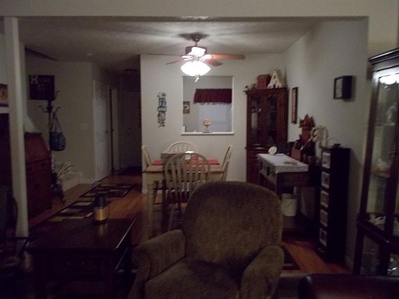 4th image of 4534 Shawnray Dr APT 88