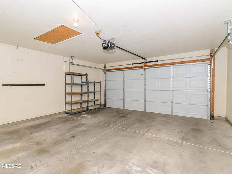 9940 E Covington St — Photo 28