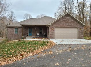 3201 Skyway Dr, Martinsville, IN 46151