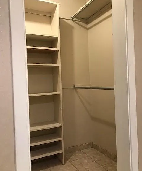 Walk-in closet