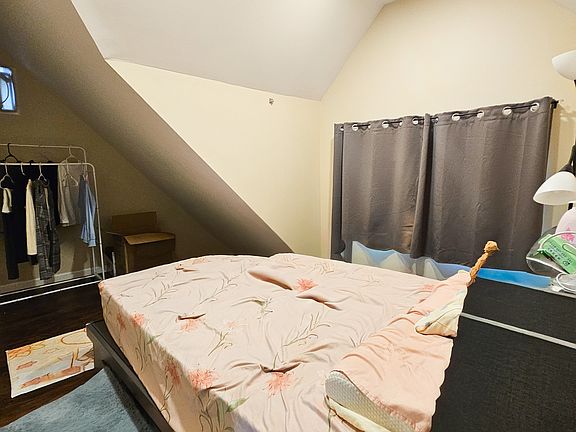 5th image of 8649 19th Ave #3