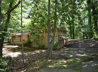 561 Forestdale Dr, Auburn, AL 36830