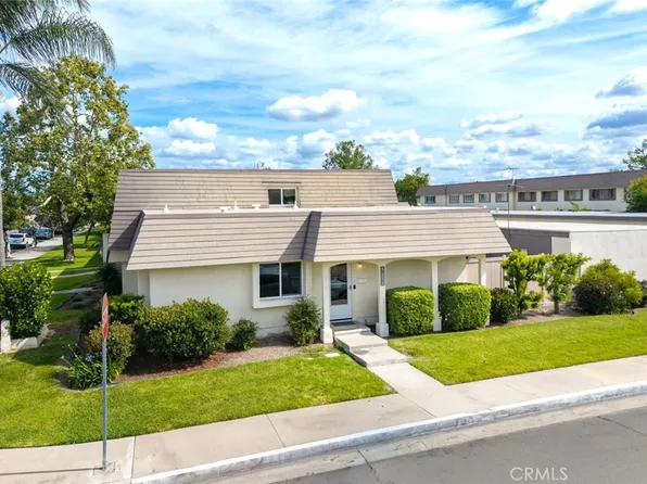 9692 Bloomfield Ave, Cypress, CA 90630