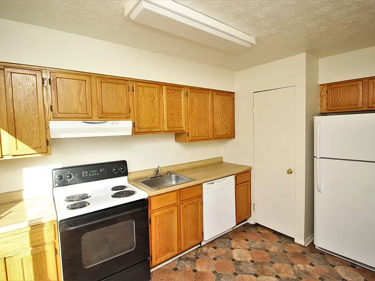 72 Stone Park Pl — Photo 9