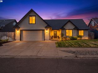 610 Royal Tern Ave, Halsey, OR 97348