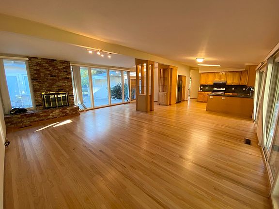 4th image of 3102 David Ave #3102