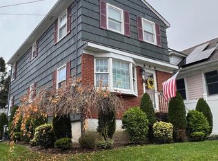 206 Watchogue Rd, Staten Island, NY 10314