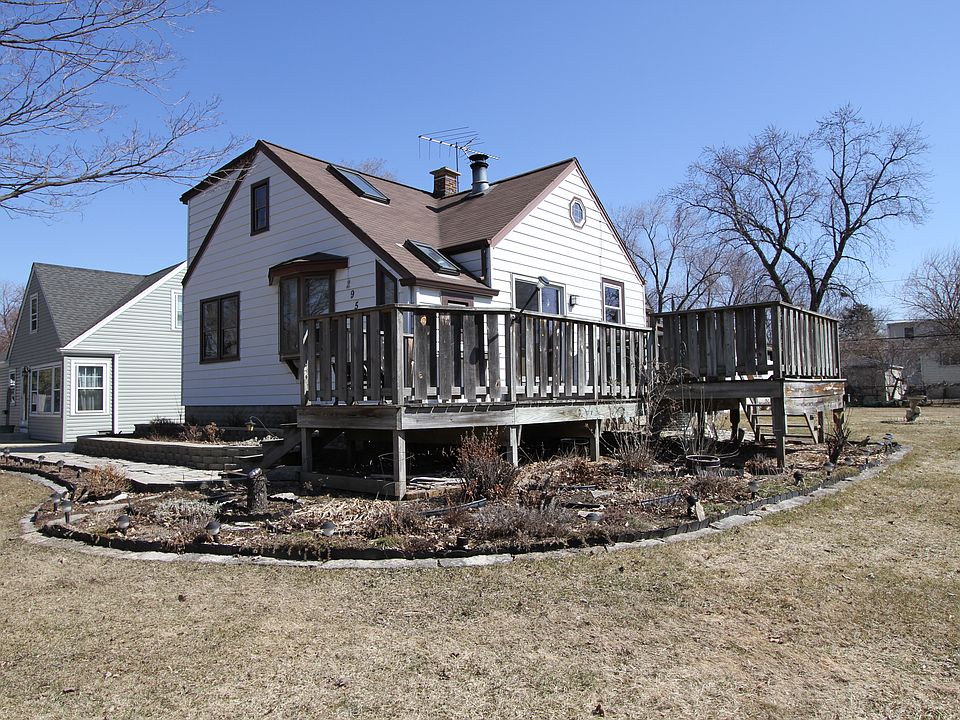 1st image of 2957 Pearl Ave