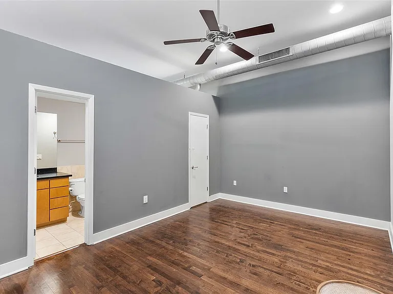 1312 Live Oak St #215 — Photo 18