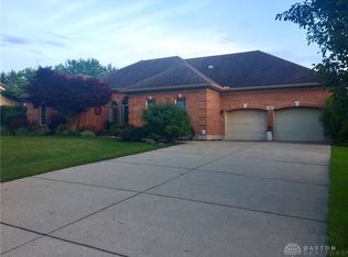 15 Sycamore Creek Dr, Springboro, OH 45066