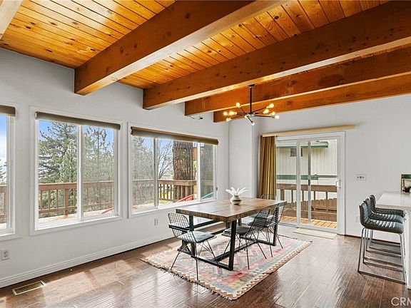 3rd image of 1803 Nob Hill Dr