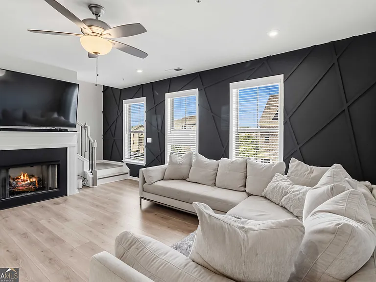 6504 Brooklake Ct — Photo 4