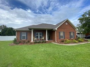 114 Designer Cir, Dothan, AL 36303