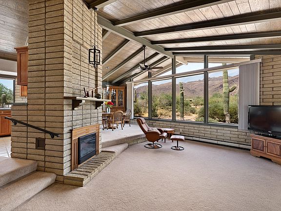 2nd image of 10899 E Valley View Dr