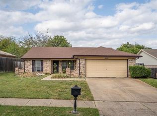 6533 Highview Ter, Watauga, TX 76148