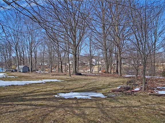 5th image of 1586 Pierpont Dr