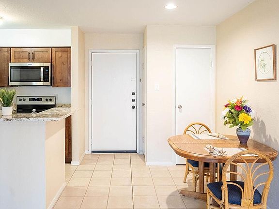 4th image of 13151 Walden Rd