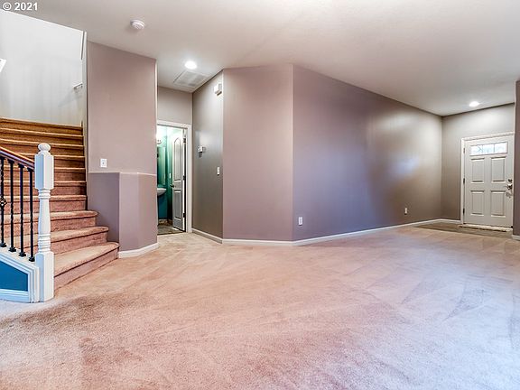 5th image of 3906 SE 190th Ave