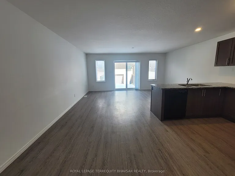 36 Woodedge Cir — Photo 5