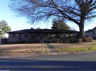 20 Club Rd, Jacksonville, AR 72076