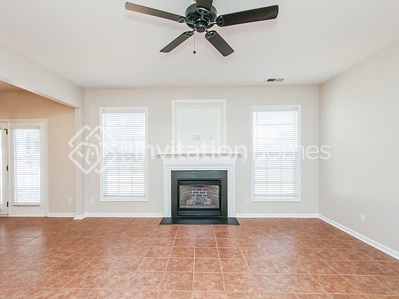 2nd image of 107 Vance Crescent Dr