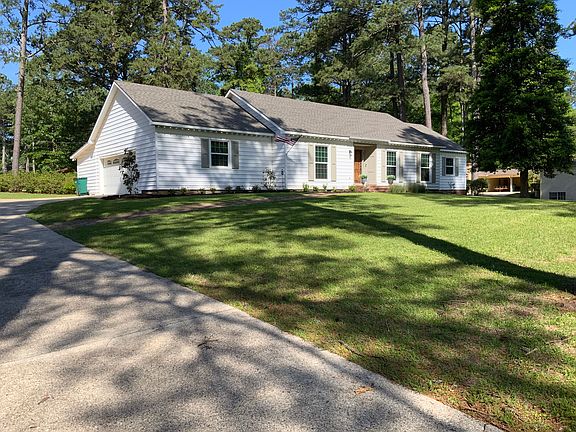 2nd image of 2502 Forest Lawn Dr