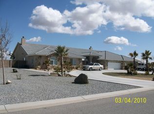 7471 El Manor Rd, Oak Hills, CA 92344