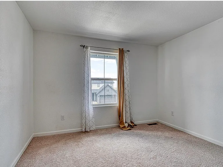 6307 Kenzie Cir — Photo 18