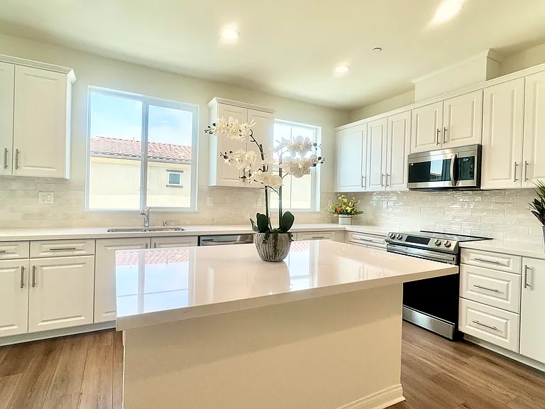 206 Liberty Way — Photo 1