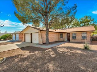 5771 Butte Dr, Santa Teresa, NM 88008