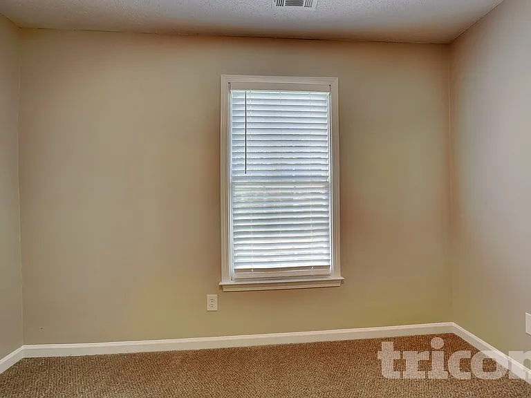 4708 Tonkawa Bnd — Photo 10
