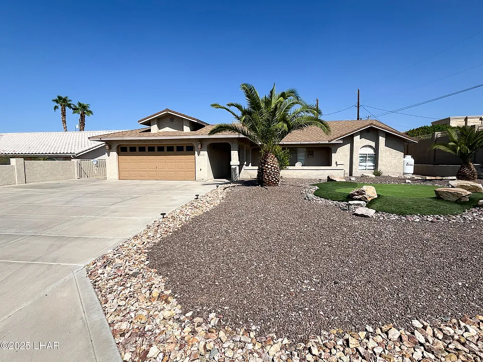 3185 Newport Dr