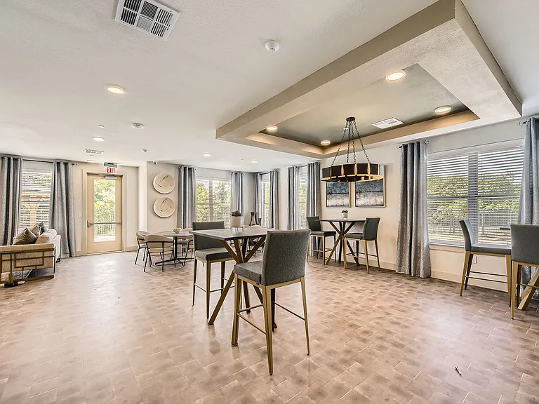 Heritage Estates at Edmonds — Photo 7