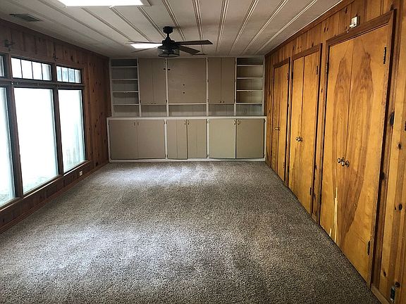 4th image of 614 N Ross Ave