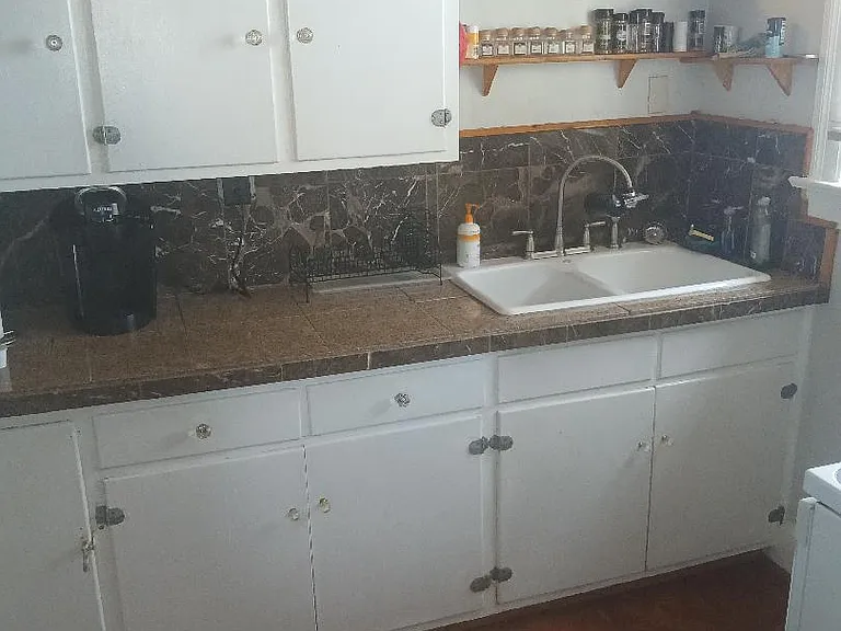 619 Glenview Blvd #201 — Photo 20
