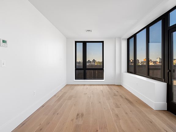 4th image of 865 Rogers Ave APT 602