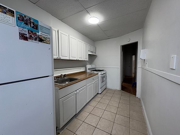 2nd image of 8811 Jamaica Ave #1