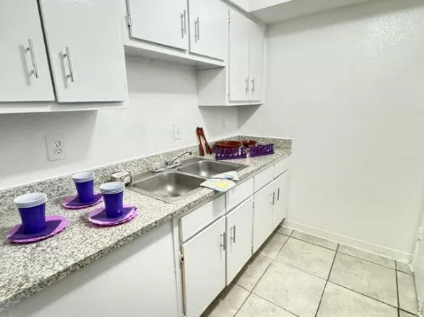 Inglewood Village Apartments