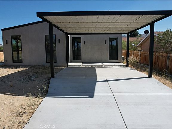 3rd image of 61523 Capilla Dr
