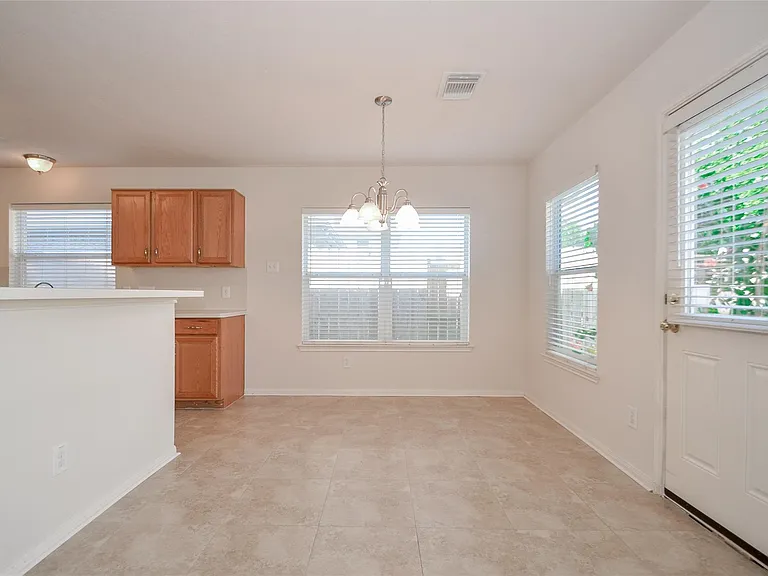 3314 Rainport Dr — Photo 14
