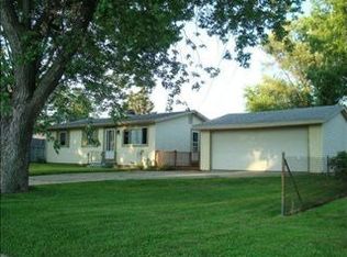 250 24th St N, Springfield, MI 49037