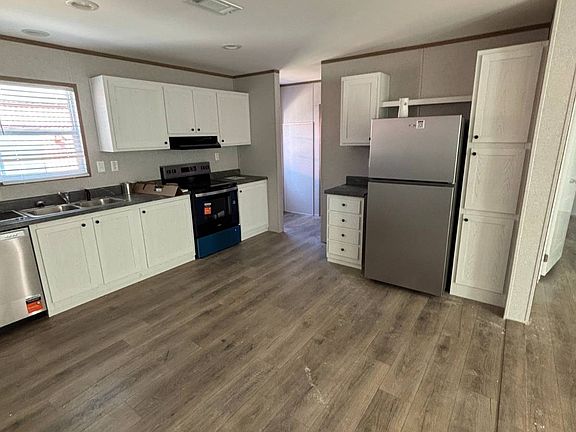 3rd image of 5291 Collins Rd #408