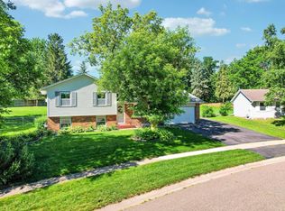 15425 Dresden Trl, Apple Valley, MN 55124