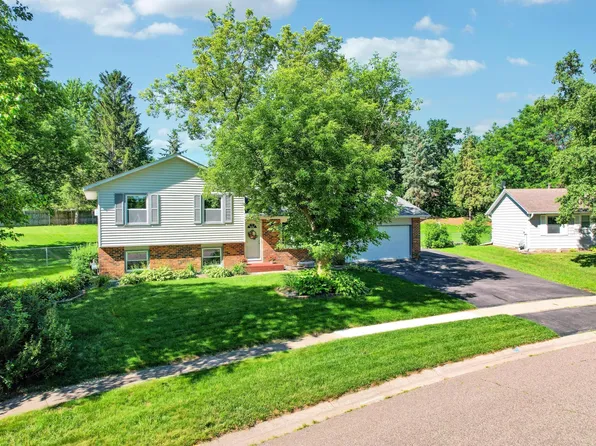 15425 Dresden Trl, Apple Valley, MN 55124