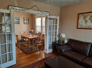 1455 River St APT 1R, Hyde Park, MA 02136