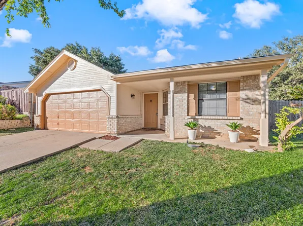 408 Moss Hill Ln, Euless, TX 76039